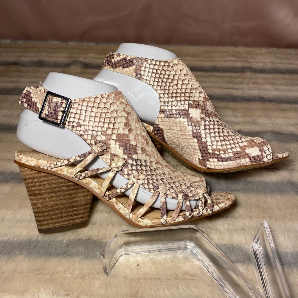 Vince‎ Camuto Ankara Snake Desert Sand Sahara Leather Block Heels size 7M